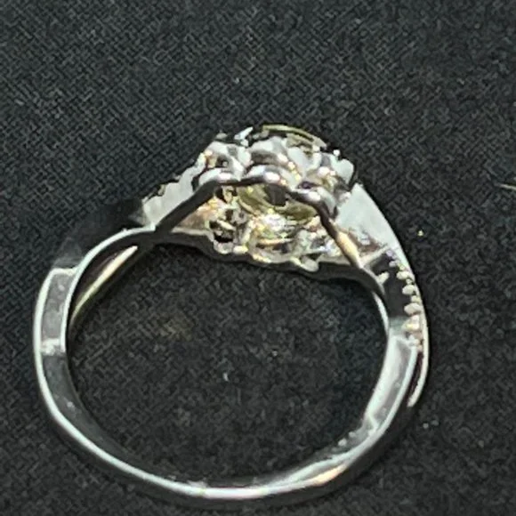 Silver Tone Clear Glass Statement Ring 6 1/2 (R269) - Picture 7 of 7